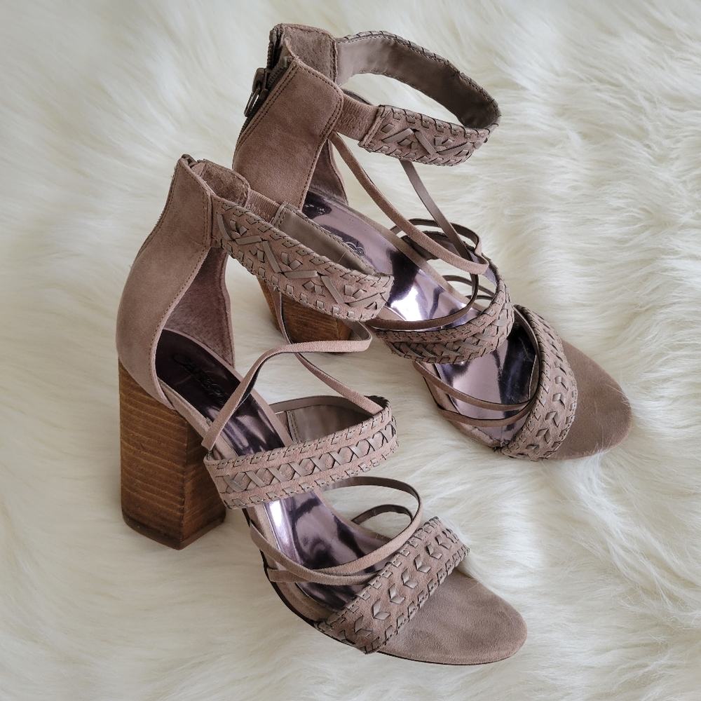Strappy Sandals with chunky heel